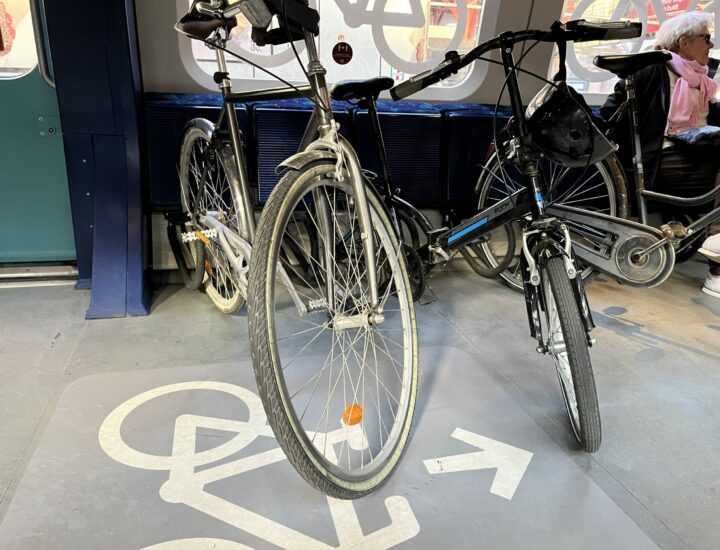 Bikes on S train in copenhagen